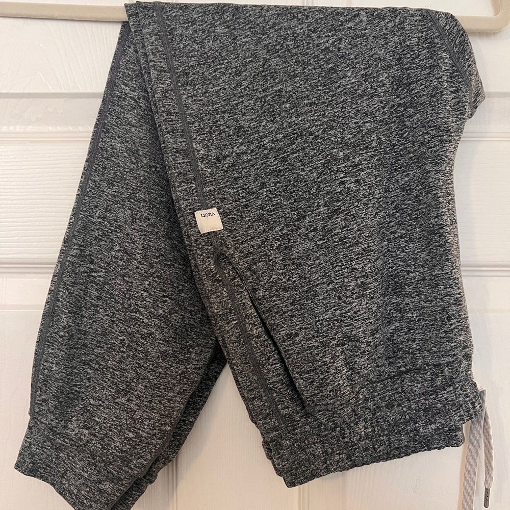 Vuori Charcoal Heather Joggers